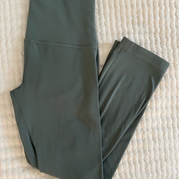 Lulu align leggings ☁️ - Picture 3 of 8